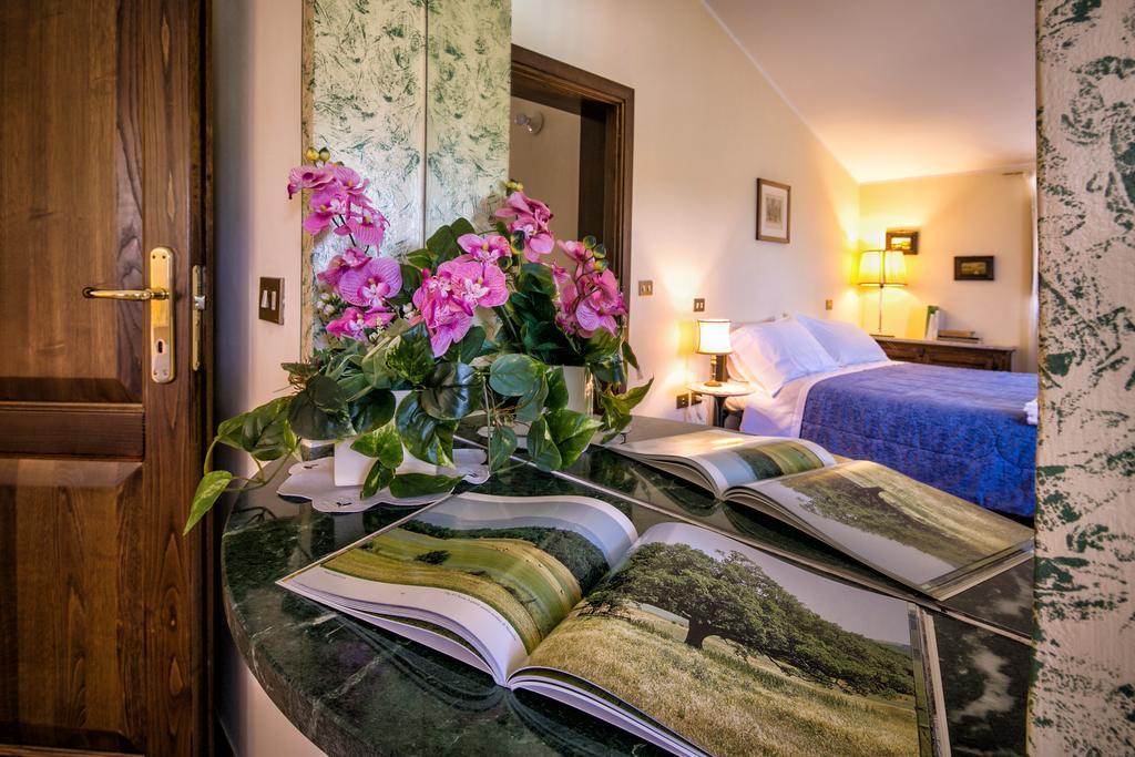 Villa Rosy Asyż Zewnętrze zdjęcie