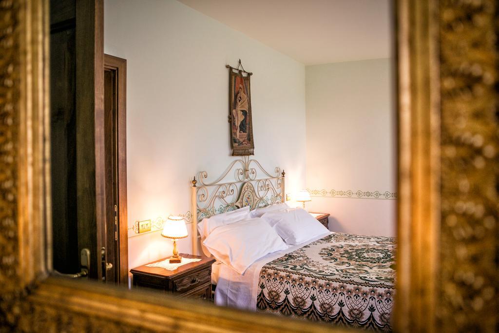 Villa Rosy Asyż Zewnętrze zdjęcie
